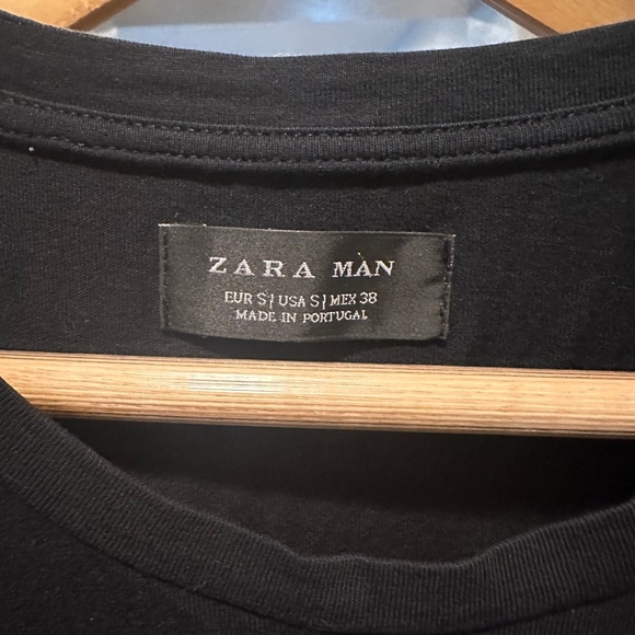 Zara size small shirt with zippers on sides - Picture 4 of 6